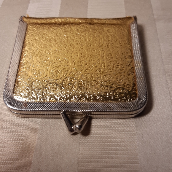 Vintage pocket mirror